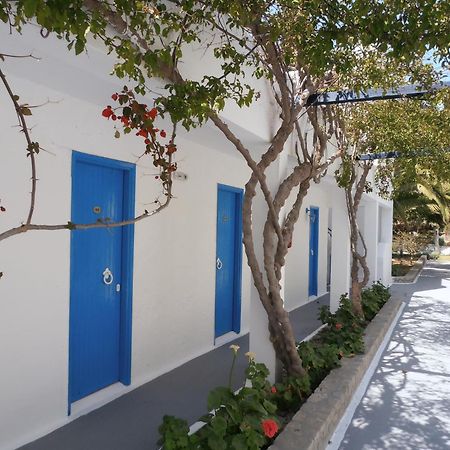 Lagada Beach Hotel Adamantas  Bagian luar foto