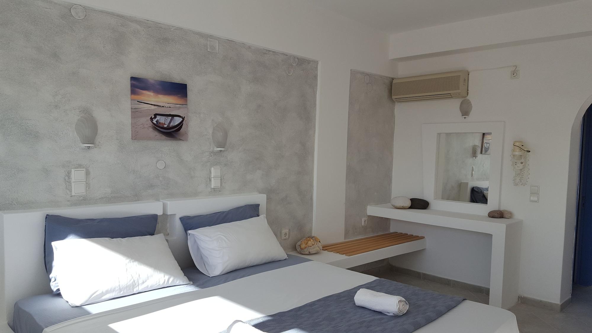 Lagada Beach Hotel Adamantas  Bagian luar foto