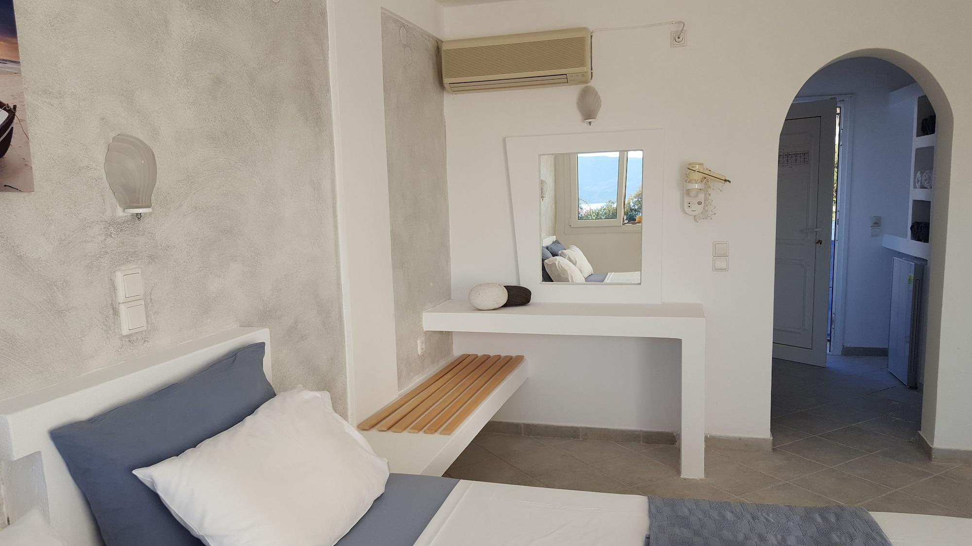 Lagada Beach Hotel Adamantas  Bagian luar foto