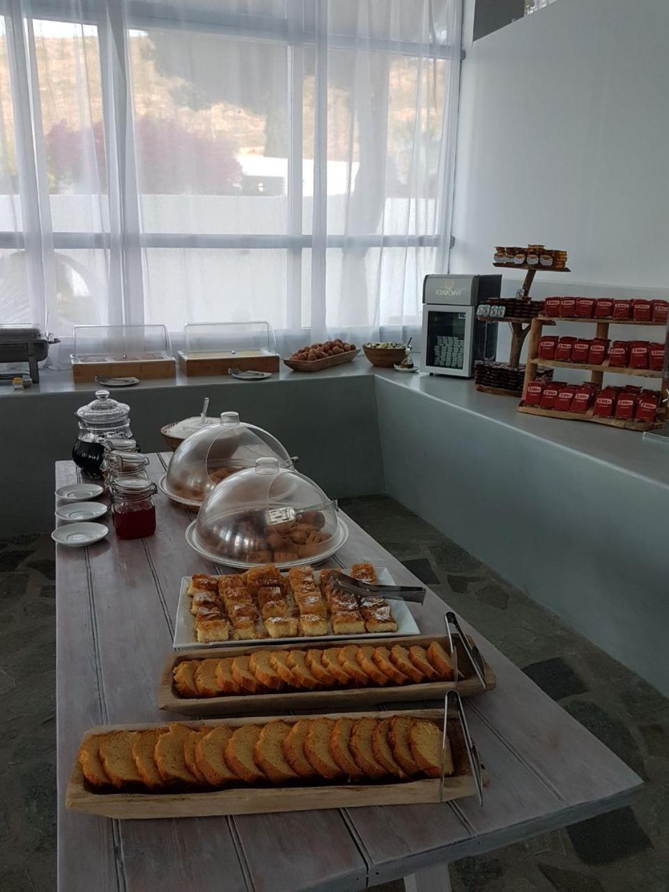 Lagada Beach Hotel Adamantas  Bagian luar foto